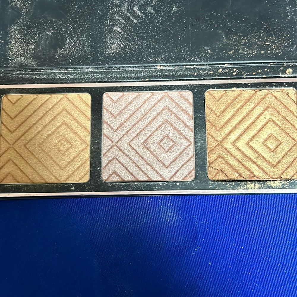 Make-up Geek Highlighter Palatte